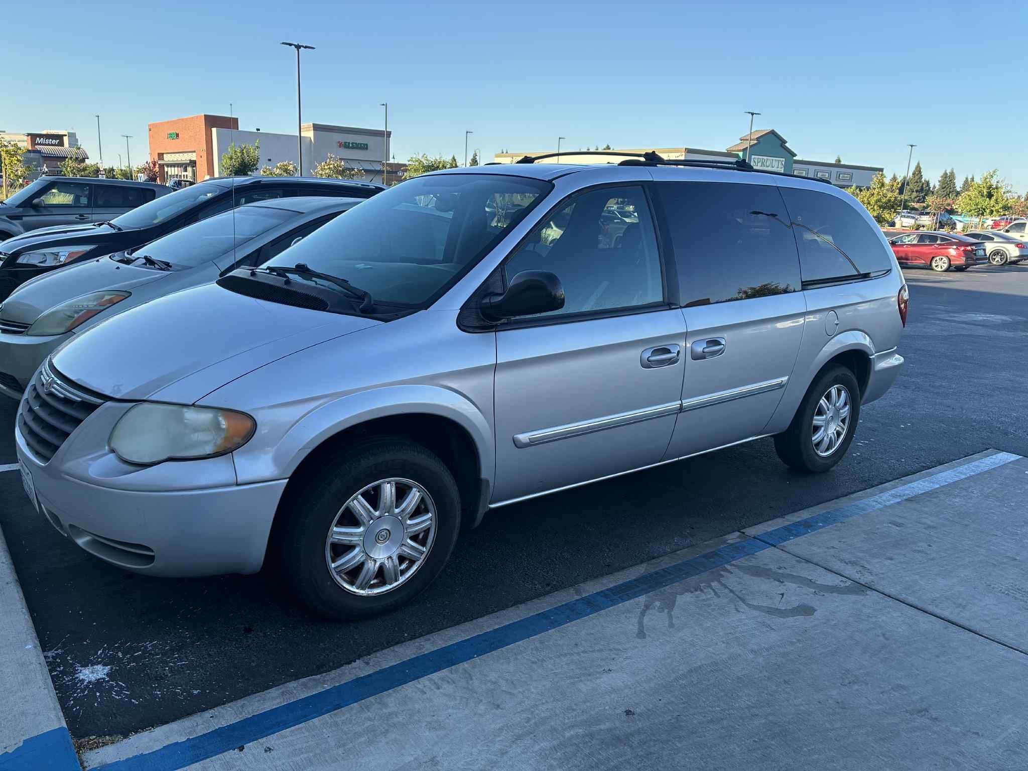 2005 Chrysler Town & Country