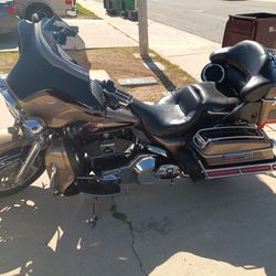 2005 Electra glide Harley Davidson