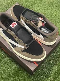 New Travis Scott Jordan 1 low Mocha OG