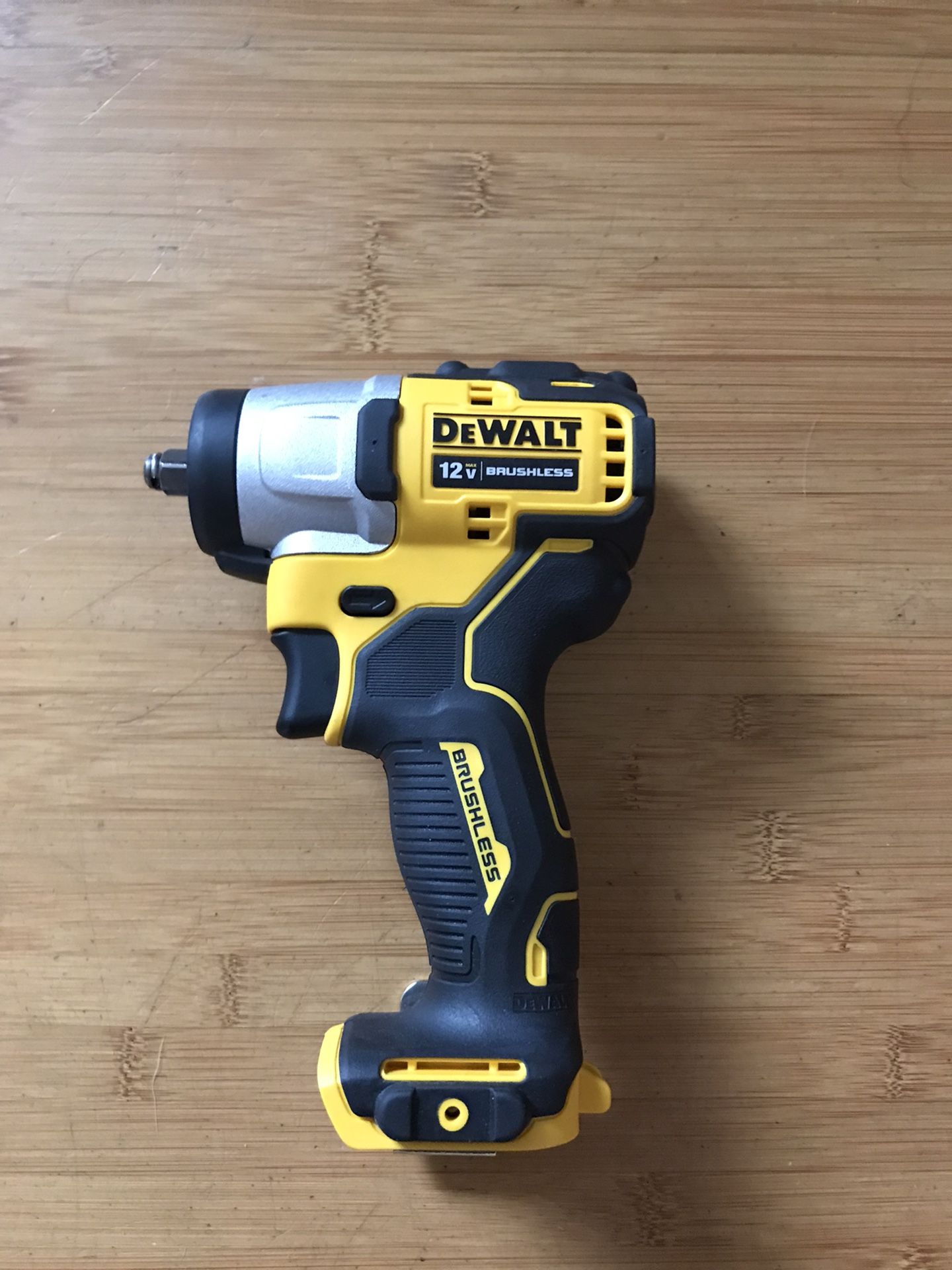 DeWalt 12v Impact Wrench 3/8 for Sale in Santee, CA OfferUp