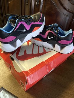 Womens Nike RYZ (size 10)