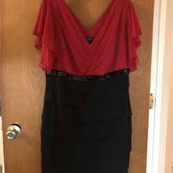 Red and black holiday/ Party dress 14W Like New