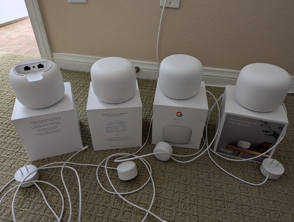 Nest Wifi Routers (4)