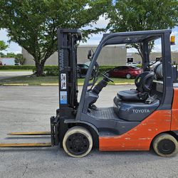 2014 Toyota Forklift 5000 Lbs 3 Stage Side Shift ONLY 6117 Hours