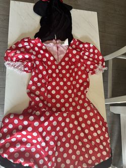 Minnie Mouse Size Large Has Tear