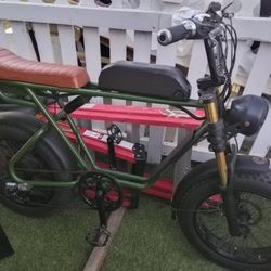 Super73-style clone fat-tire ebike