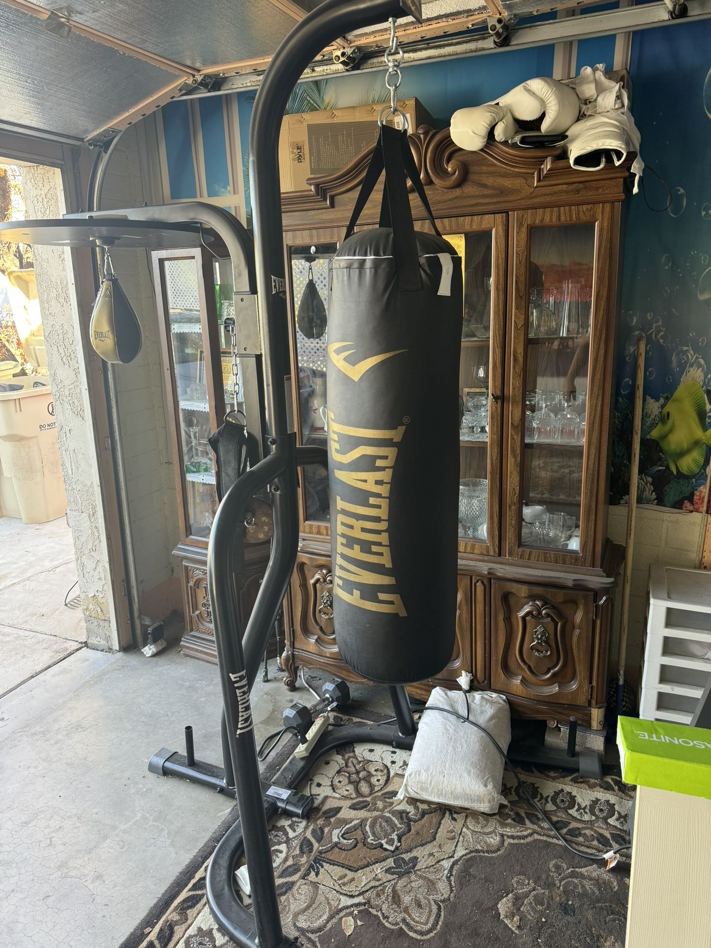 Everlast 2 Station Boxing Stand