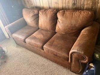 Leather sofa/sofabed