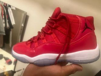 Jordan 11 win like 96 size 7