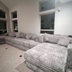 Couches/ Livingroom Furniture/  Sectionals/ Corduroy - Same Day Delivery - No Credit Needed 