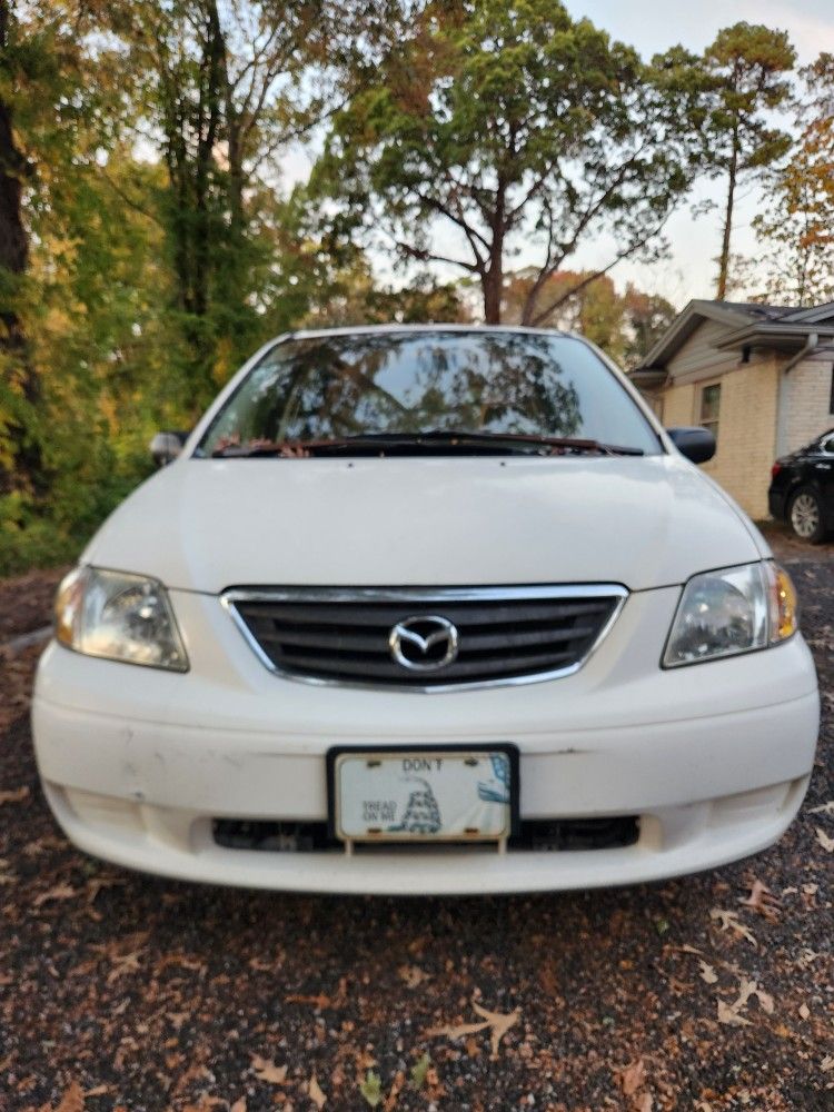 2000 Mazda MPV