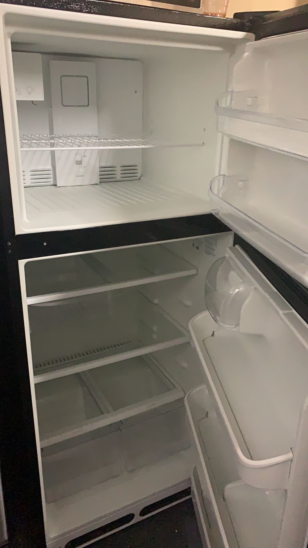 Nevera regular 30” fregedaire