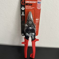 Crescent wire snips