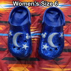 Disney Sorcerer Mickey “Make a Wish” Crocs Blue Glitter Women’s Size 6