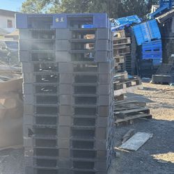 48x40 Plastic Pallets 