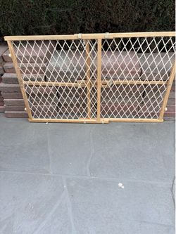 Wooden Baby or Pet Safety Gate