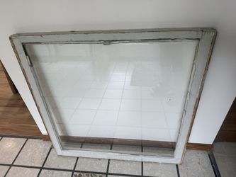 Vintage Distressed Window Frame – Antique Farmhouse Decor