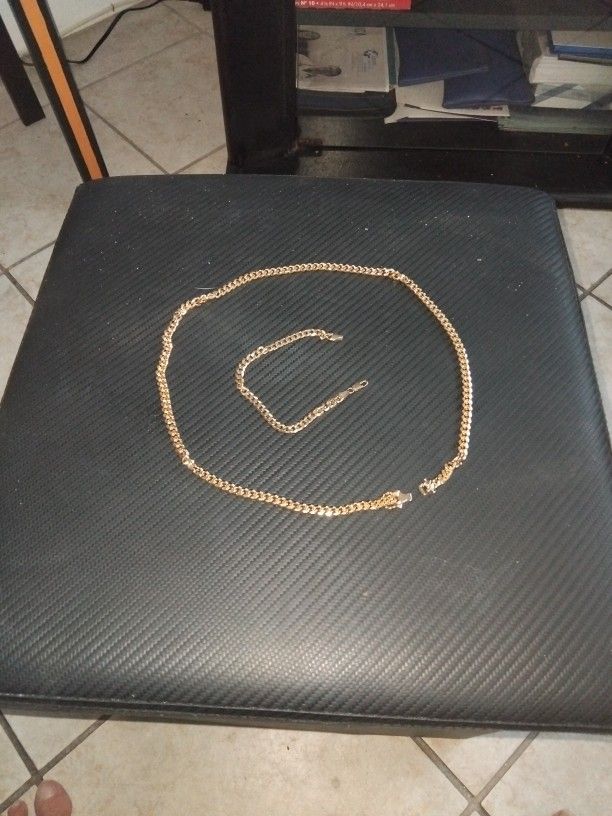 Non Gold Chain