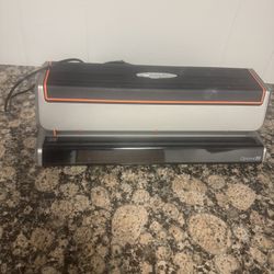 Swingline Electric 3 Hole Punch