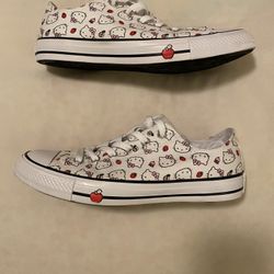 Hello kitty converse size 10w og box