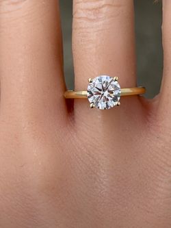 14KT 2.50Ctw VS/F Round Solitaire Lab Diamond IGI Certified Engagement Ring