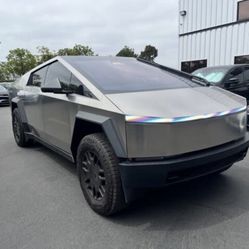 2024 Tesla Cybertruck