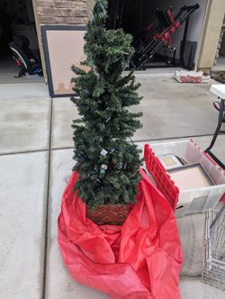 Christmas Tree With Lights