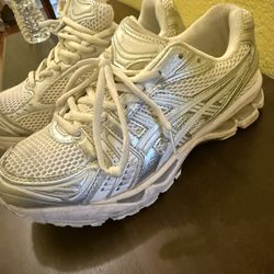 ASICS gel kayano 14