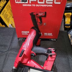 M18 FUEL 3-1/2 in. 18-Volt 21-Degree Lithium-lon Brushless Cordless Framing Nailer (Tool-Only)