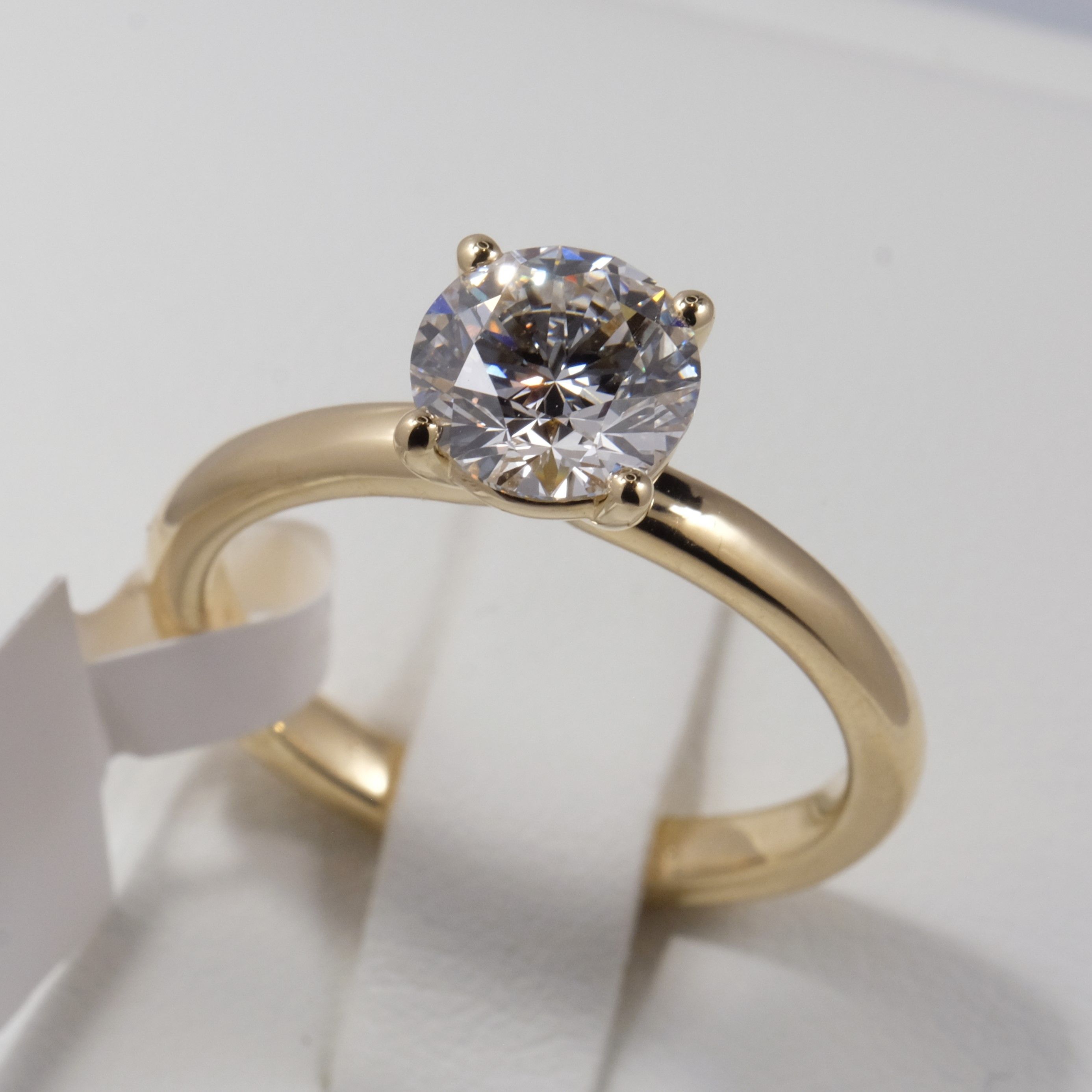 New Round Diamond Ring. 1.5 Carat. IGI Certified lab grown