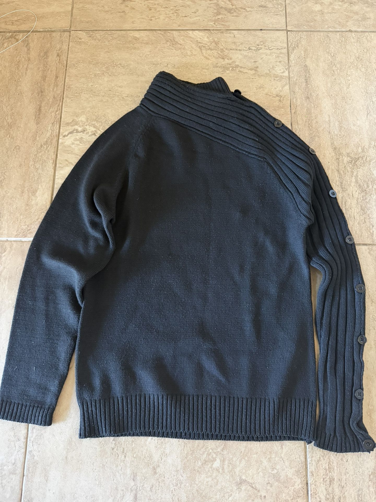Black Size Medium Men’s Pullover Sweater with Buttons Down One Side