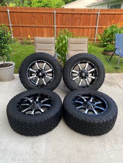 Moto Metal Truck Wheels 20”