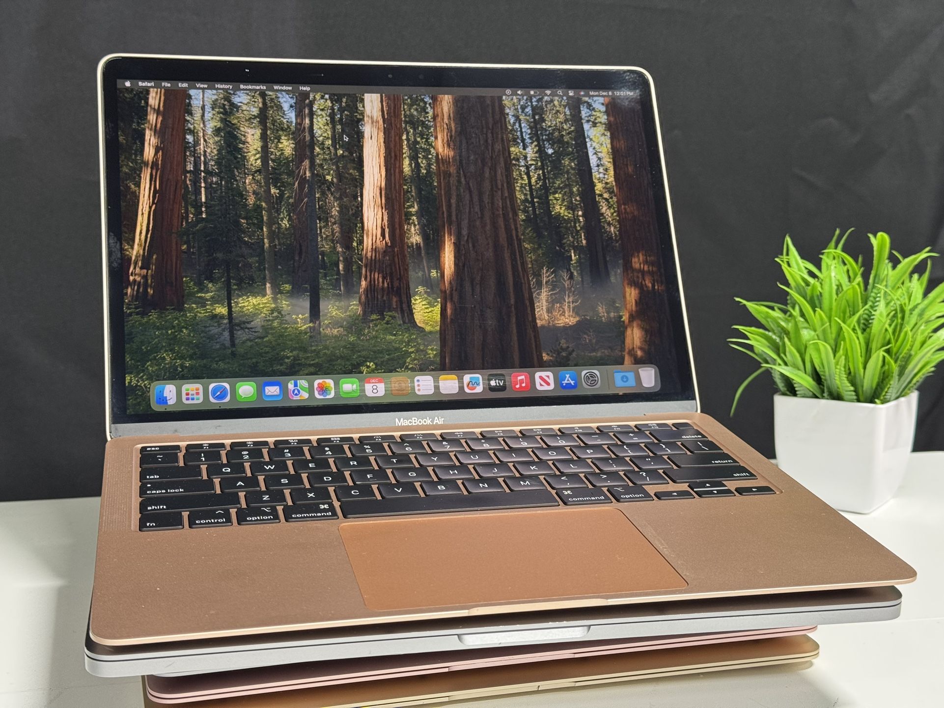 2020 MacBook Air 13 inch Retina 256GB