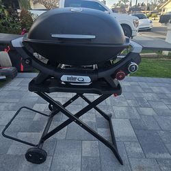 Weber Q2800N Portable Propane BBQ