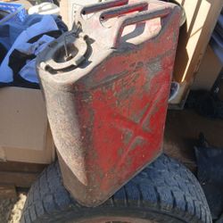 Five gallon metal gas tank