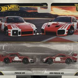 Hot Wheels Porsche 935 & 2018 Porsche 935