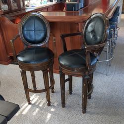Swivel Bar Stools 