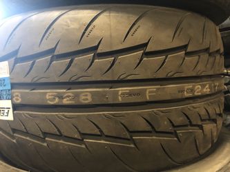 Tires 285/30R22