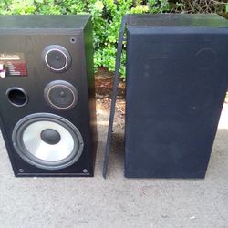 Studio Monitors
