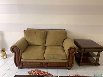 Tommy Bahamas Sofa set