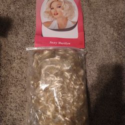 Marlyne Monroe Wig