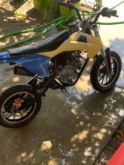 Mini dirt bike