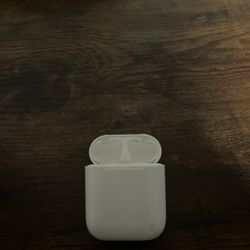 Apple Airpods Charging Case