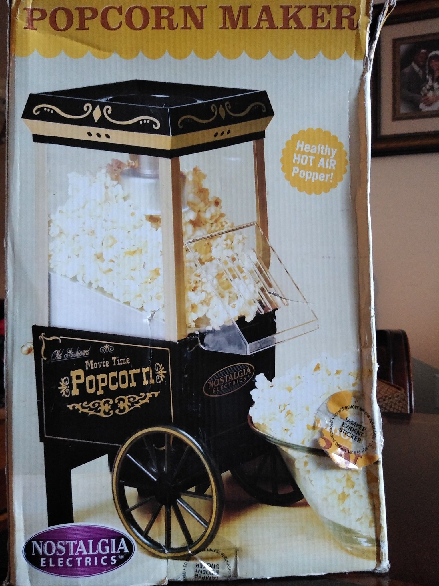 Popcorn maker