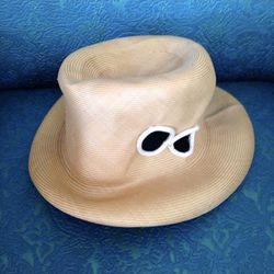 VINTAGE HAT