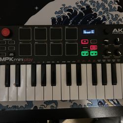 Akai MPK Mini Play