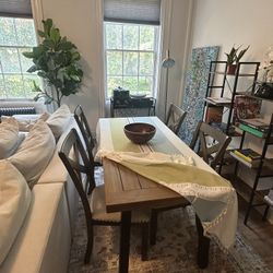 Dining Room Table Plus 4 Chairs