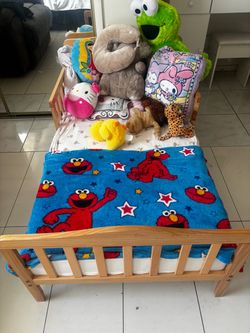 Toddler bed