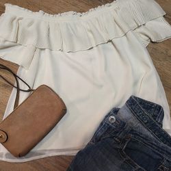JS Off the Shoulders Blouse 