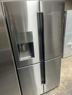 Samsung Quad Door Fridge with FrenchDoor & EnergyStar